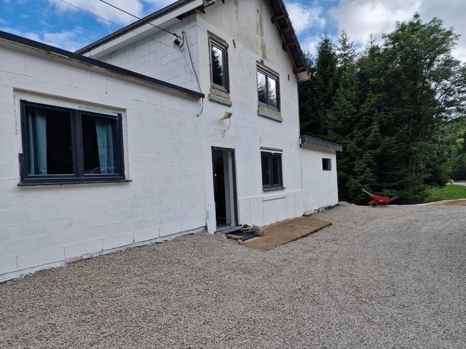 The Eau Rouge Villa Ставело Екстериор снимка